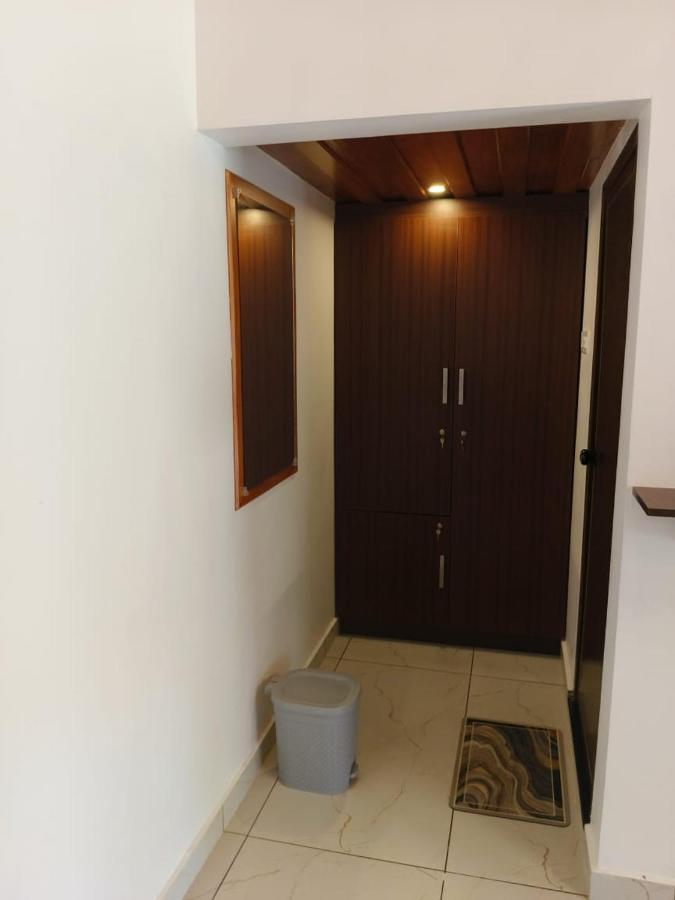 The Royal Island Hotel Mundrothuruth Luaran gambar